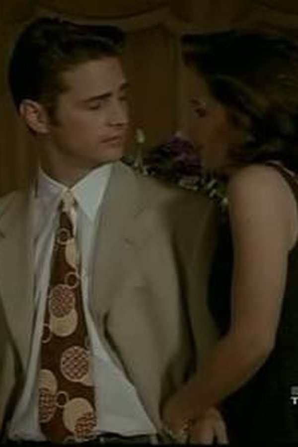 Beverly Hills 90210 – S06E05 – Episodio 5