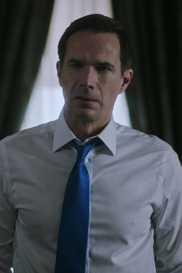 Red Election – S01E10 – Episodio 1.10