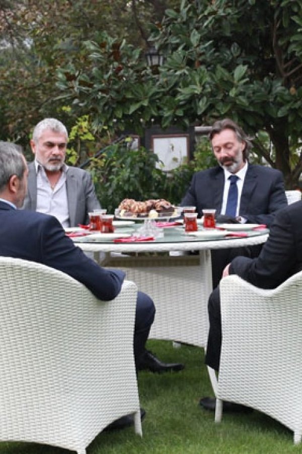 Eşkıya Dünyaya Hükümdar Olmaz - Bölüm 9