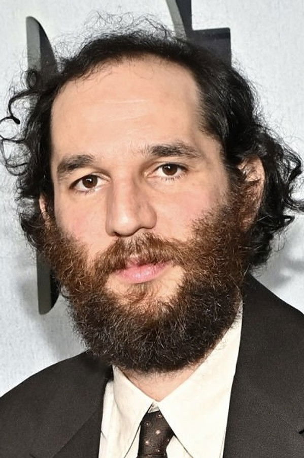 Josh Safdie's headshot