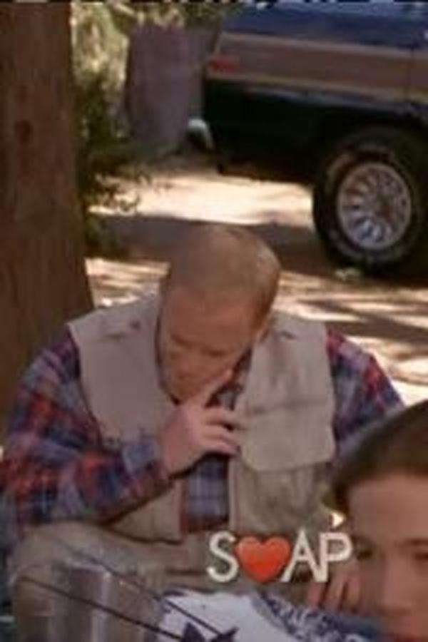 Beverly Hills 90210 – S09E16 – Episodio 16