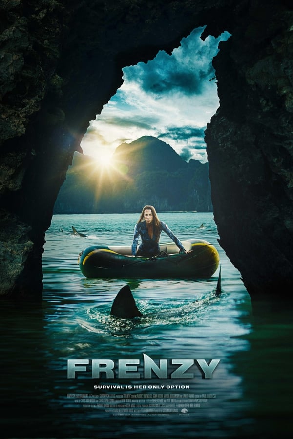 Paige (Gina Vitori) invita a su hermana pequeña Lindsey (Aubrey Reynolds) a una inmersión de buceo en una cueva submarina. Sin embargo, las cosas no salen según lo previsto: su avión se estrella y se despiertan desorientadas en la isla. Allí se encontrarán con tiburones asesinos que las perseguirán incansablemente mientras hacen todo lo posible por sobrevivir a sus feroces ataques.