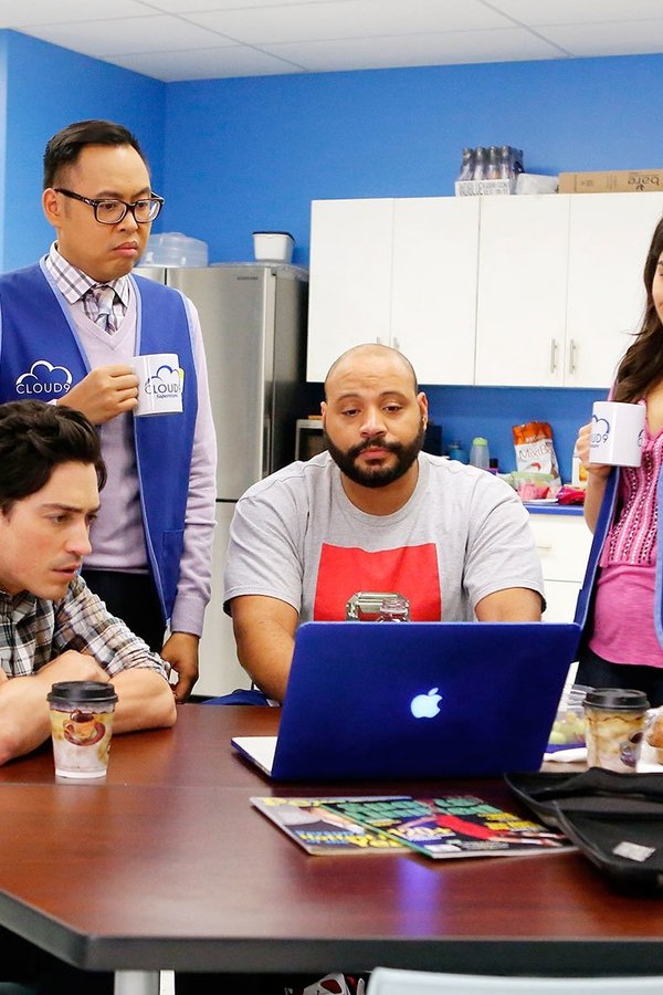 Superstore – S01E06 – Il cliente misterioso