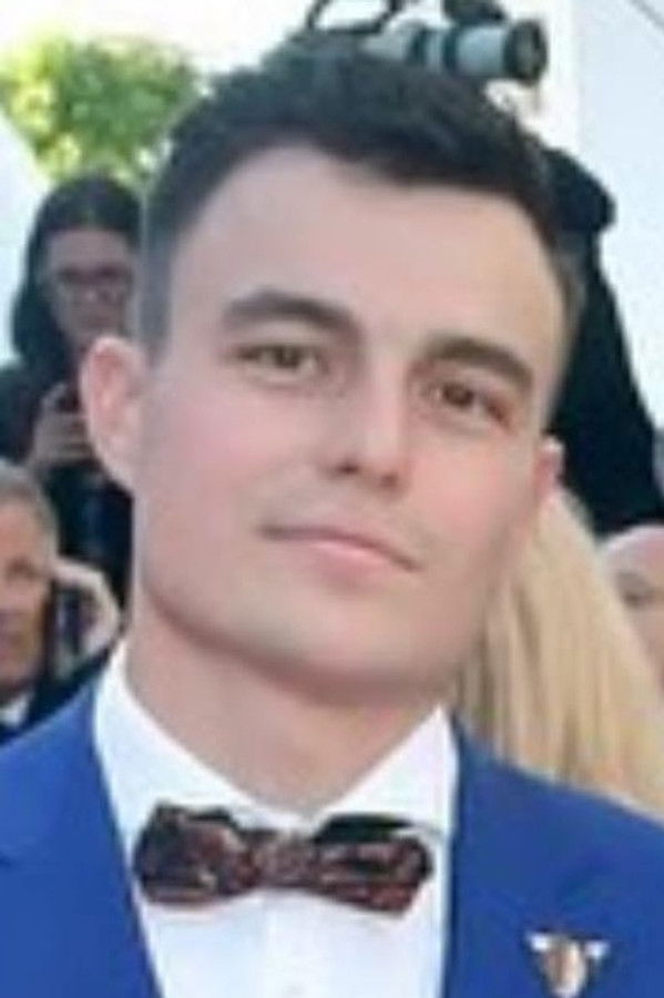 Damien Rebattel's headshot