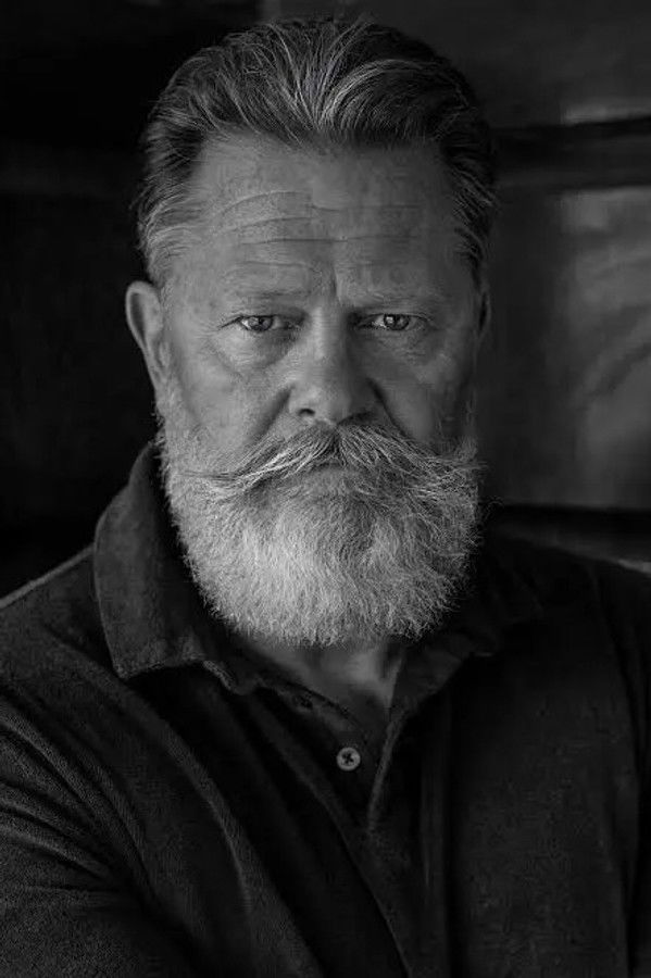 Kevin Horsham's headshot