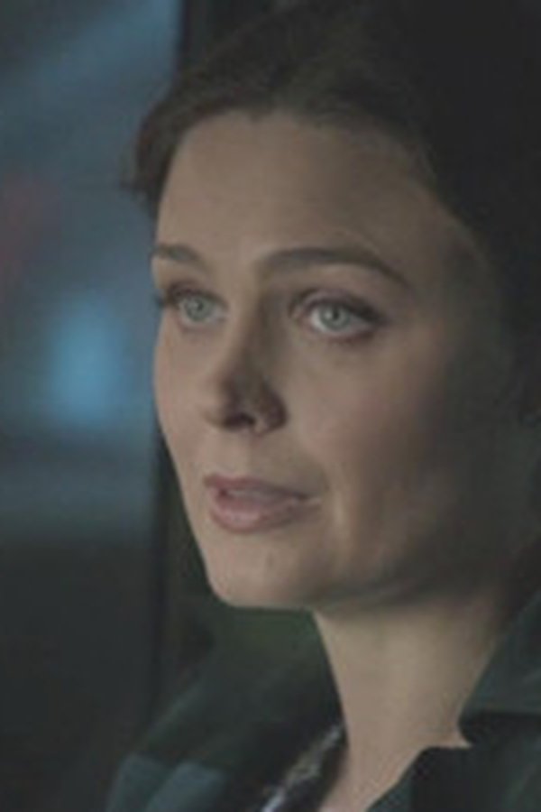 Bones – S08E12 – Il cadavaere sul baldacchino