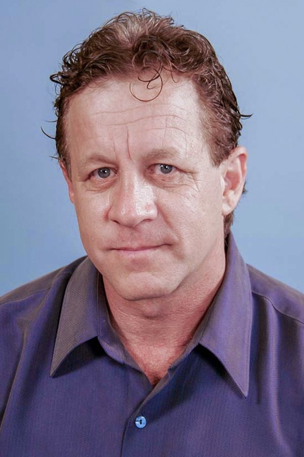 Dan Shor's headshot