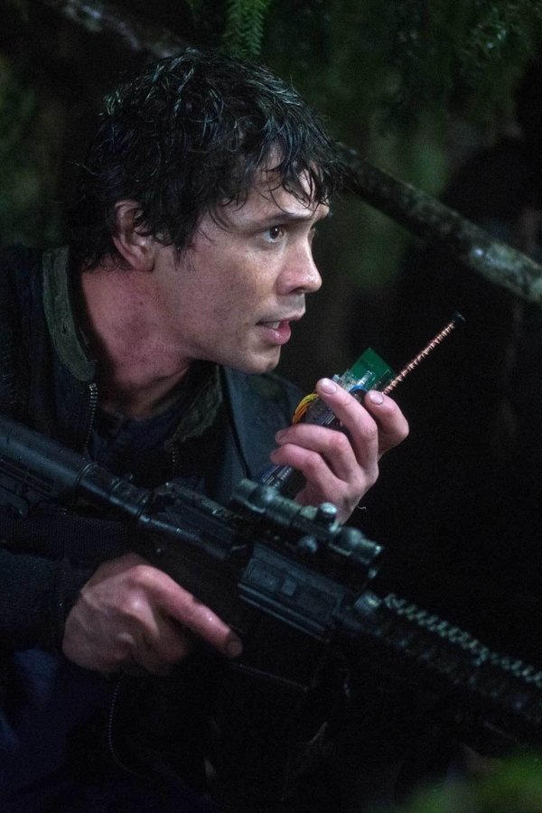 The 100 – S01E13 – Noi siamo terrestri – Parte 2: Gli uomini della montagna