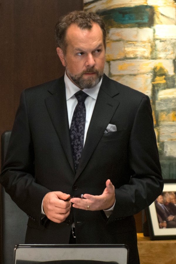 Suits – S02E15 – Normandia