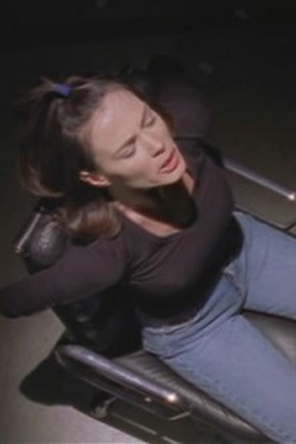 La Femme Nikita – S01E13 – Episodio 13