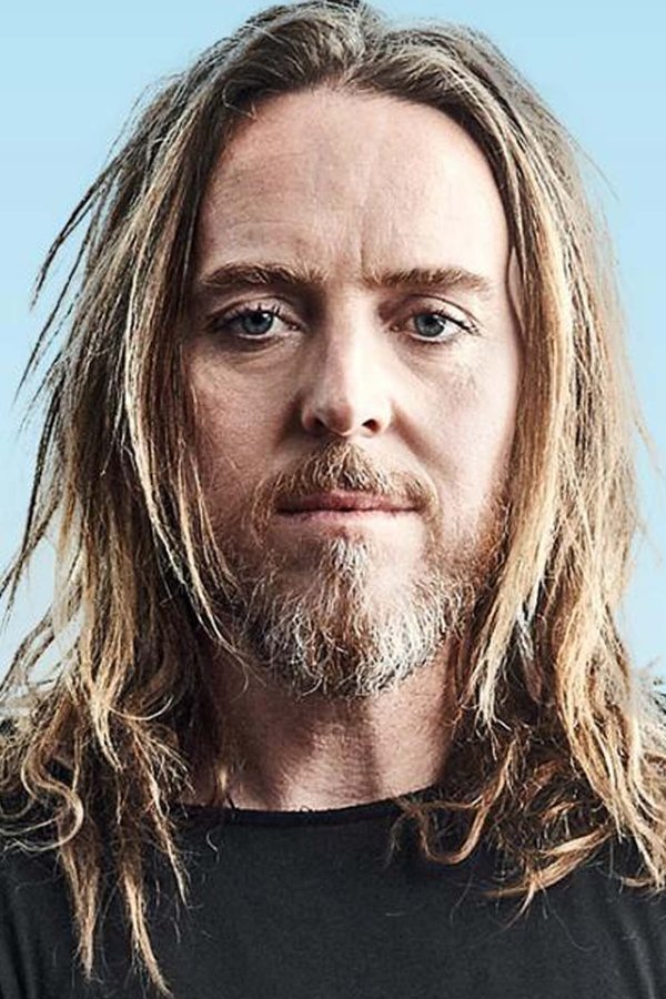 Tim Minchin's headshot