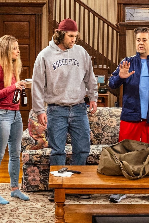 KEVIN CAN F**K HIMSELF – S01E03 – Vendiamo lavatrici