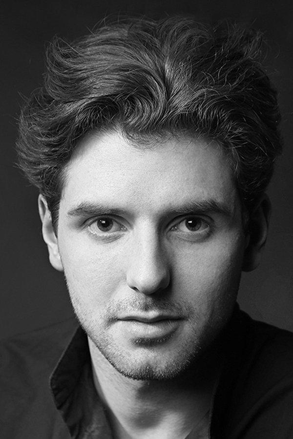 Pavlo Tekuchev's headshot