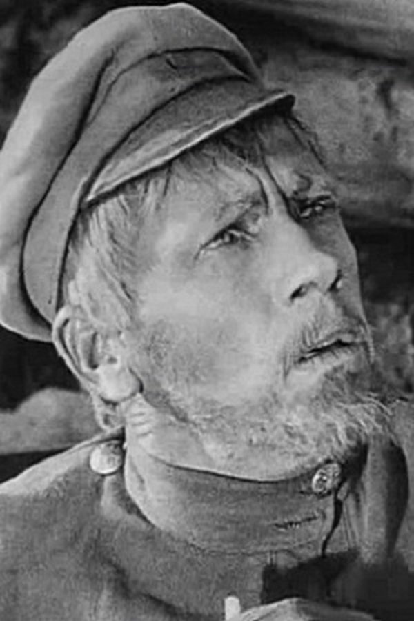Pyotr Zinovyev's headshot