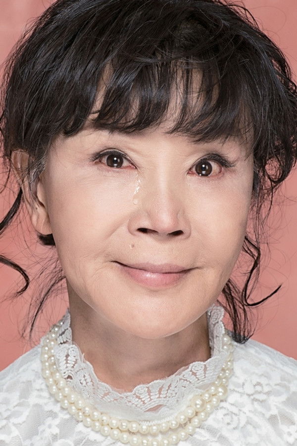 Lee Yong-nyeo's headshot