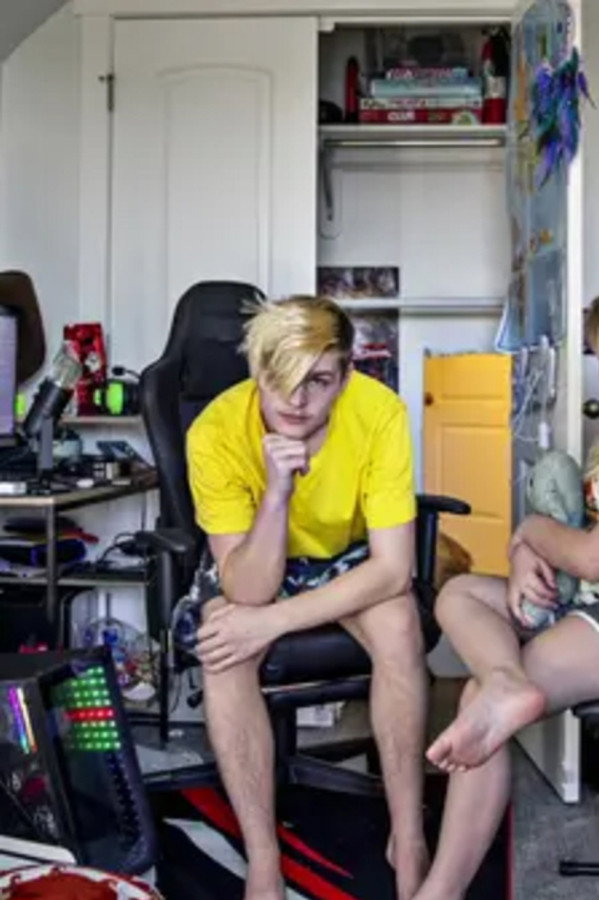 Pesadelo no Andar de Cima: O Caso de Ty e Bryn