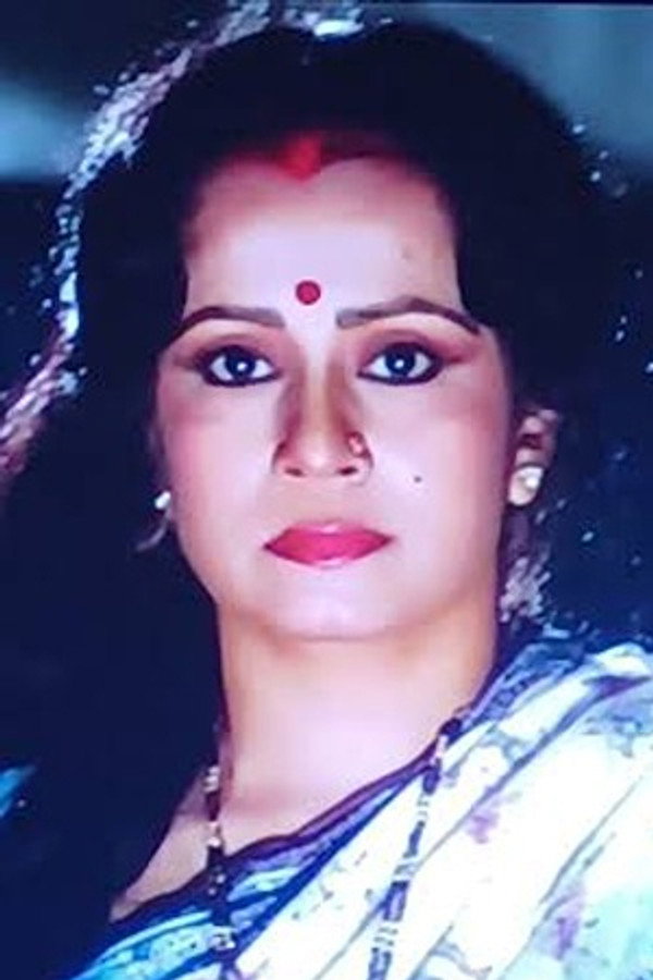Nandita Thakur's headshot