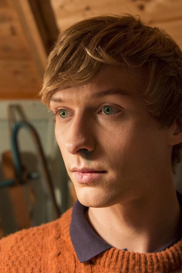 Humans – S01E02 – Episodio 2