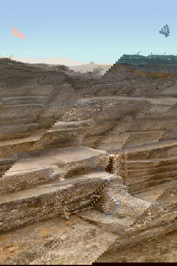 Cina: meraviglie antiche dall’alto – S01E03 – La Pompei della Cina
