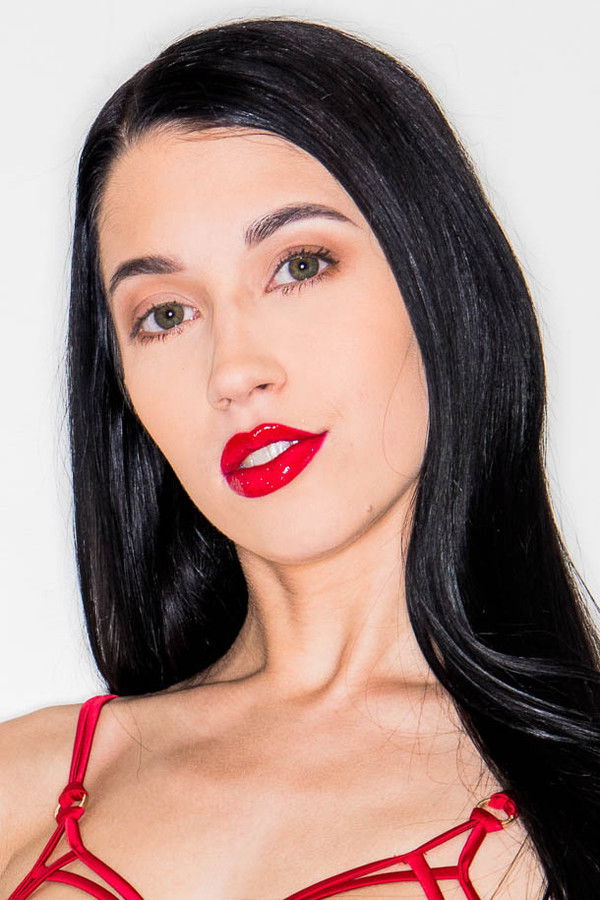 Alex Coal's headshot