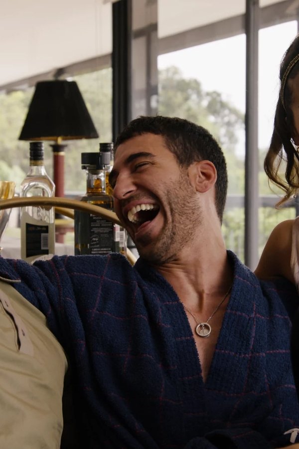 Sense8 – S02E09 – Cosa significa la parola famiglia