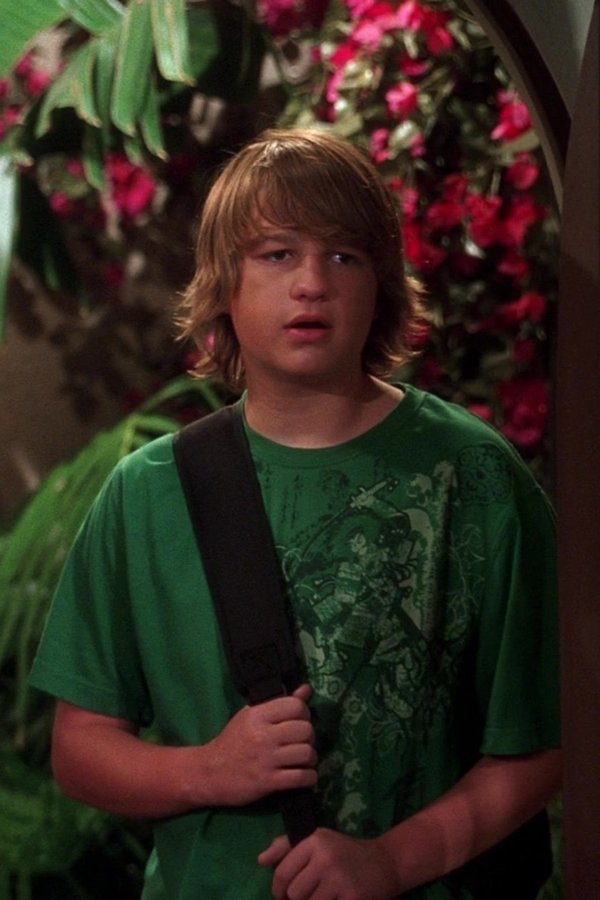 Due uomini e mezzo – S07E03 – Fine settimana a Laguna Beach