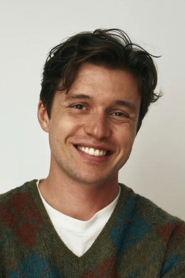 Nick Robinson's headshot