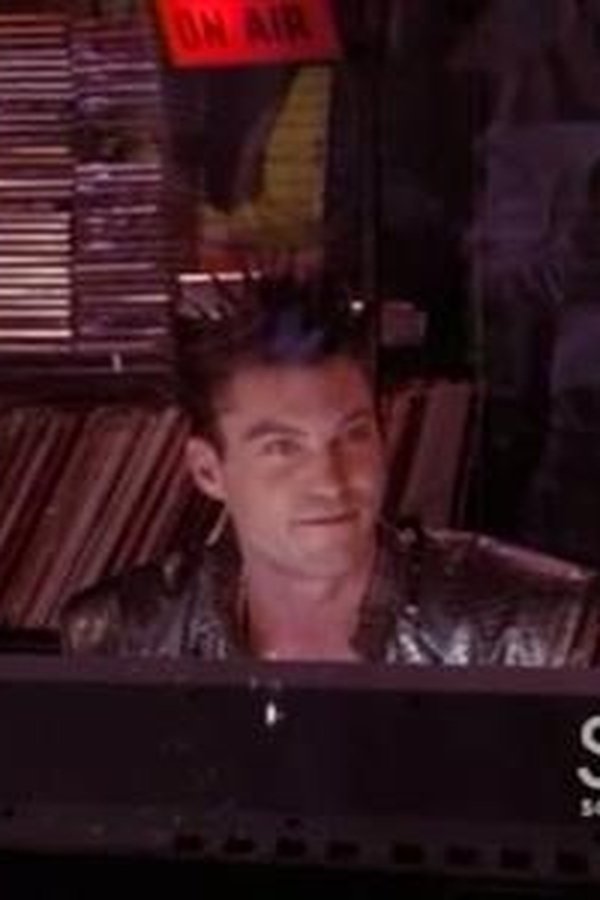 Beverly Hills 90210 – S10E06 – Episodio 6