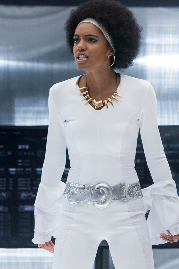 DC’s Legends of Tomorrow – S04E03 – Missione punk