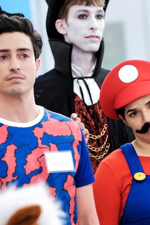 Superstore – S04E04 – Il costume più bello