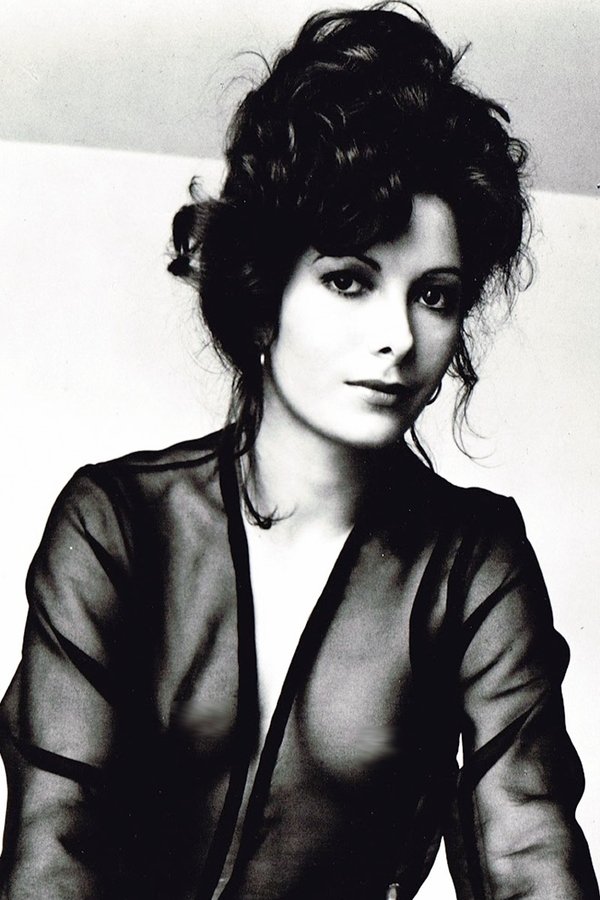 Susana Kamini's headshot