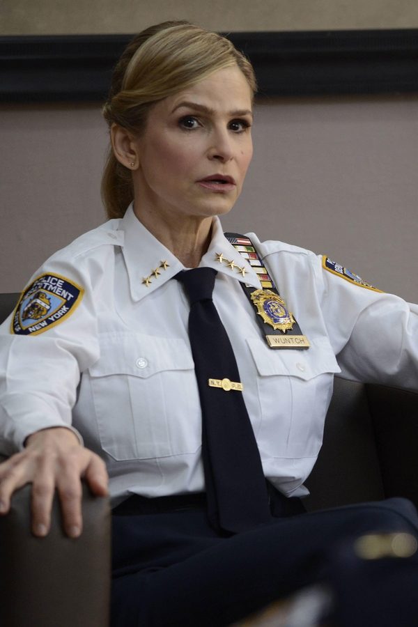 Brooklyn Nine-Nine – S02E22 – Prendere il volo