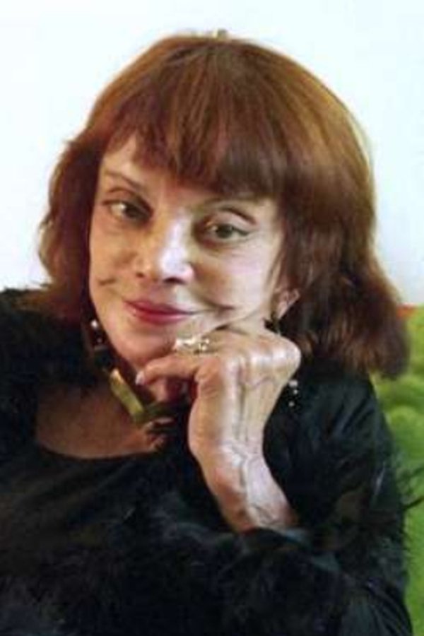 Zezé Macedo