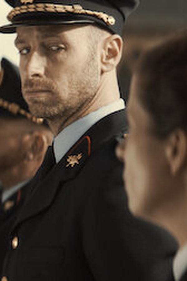 Under Fire – S01E10 – Episodio 10