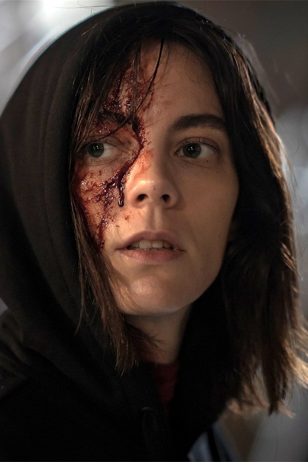 Regina Rossa – S01E06 – Una maschera