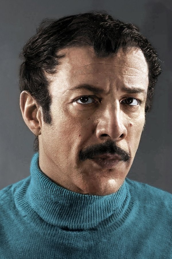 Münir Özkul's headshot