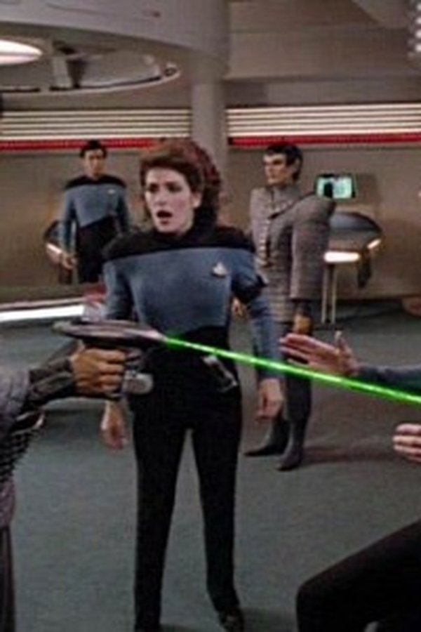 Star Trek: The Next Generation – S06E25 – Frammenti di tempo