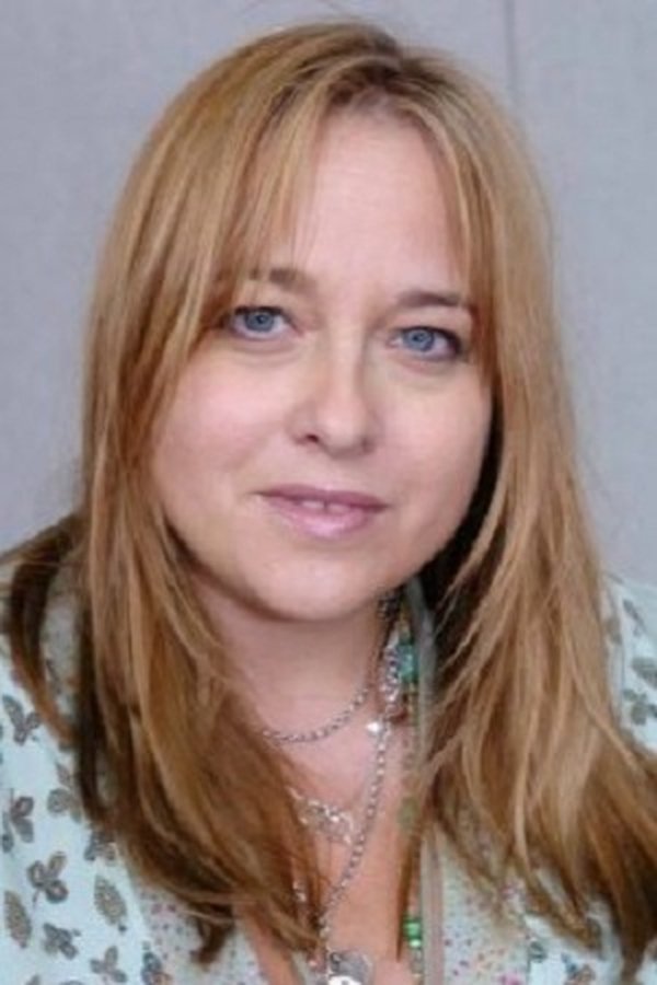 Beatie Edney's headshot