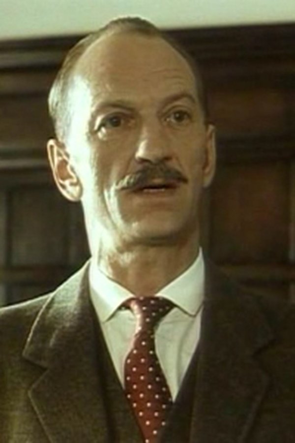 Poirot – S03E07 – Il mistero della cassapanca spagnola