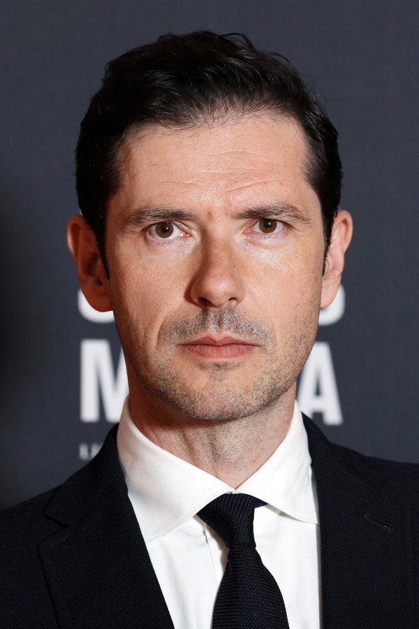 Melvil Poupaud's headshot