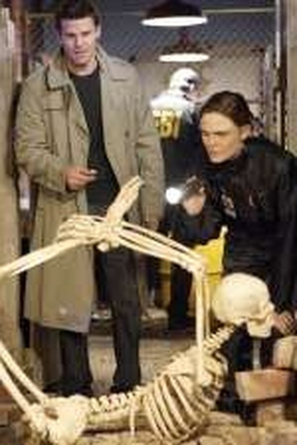 Bones – S03E13 – L’uomo nero