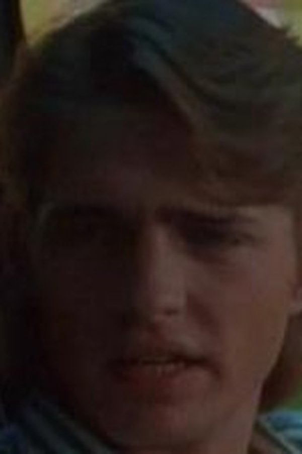 Beverly Hills 90210 – S01E01 – Liceo a Beverly Hills