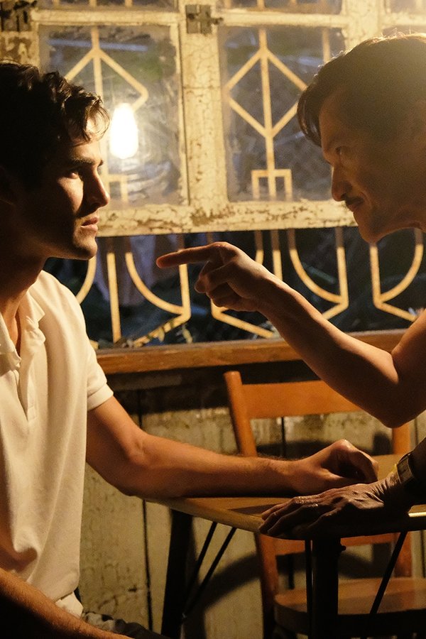 American Crime Story – S02E08 – Ricordi d’infanzia