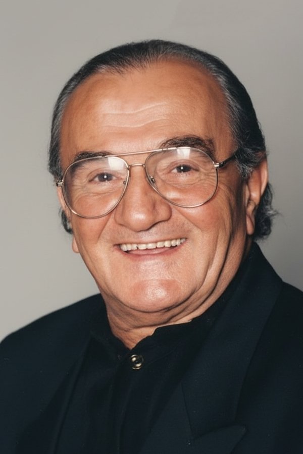 İsmet Ay's headshot