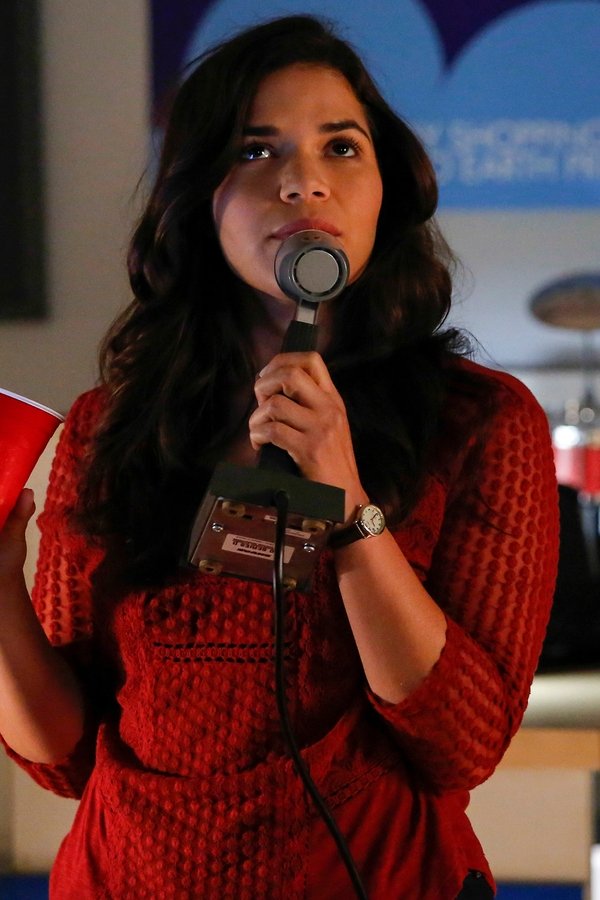 Superstore – S01E09 – Una notte al Cloud9