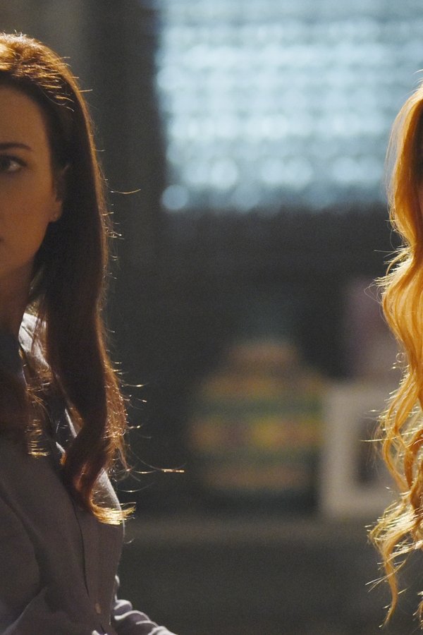 Shadowhunters – S01E01 – La Coppa Mortale