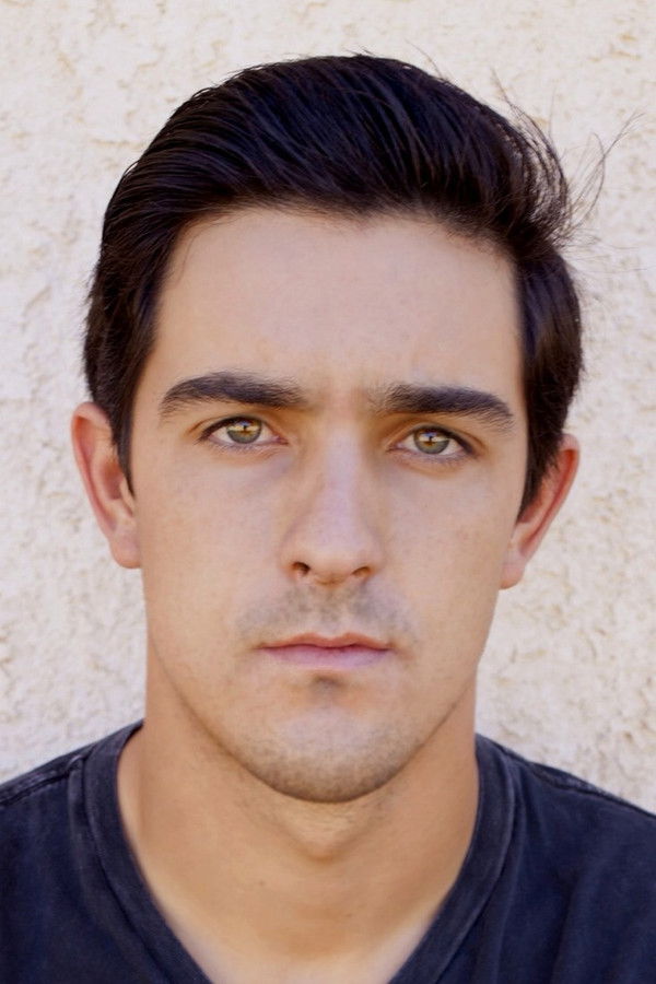 Chad Dashnaw's headshot