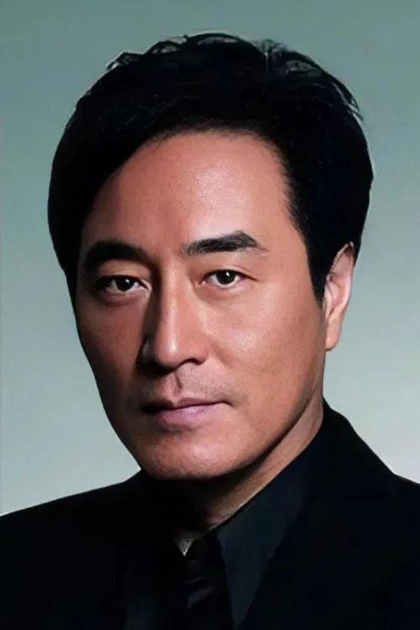 杨立新