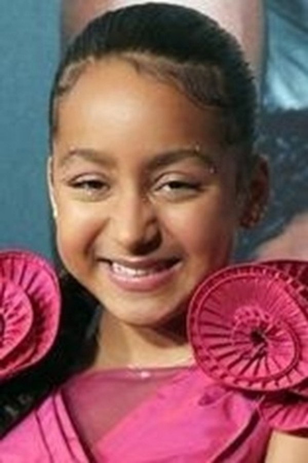 Mila Davis-Kent's headshot