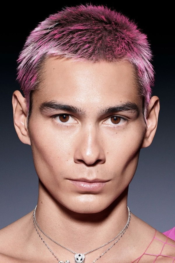 Evan Mock's headshot